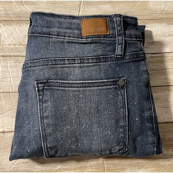 Judy Blue Denim - Judy Blue Mineral Wash Relaxed Fit Jeans‎ Size 5/27 Speckle JB88226 Stretch
